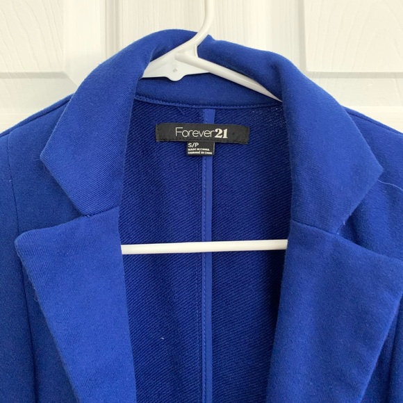 Blazer - Picture 2 of 2